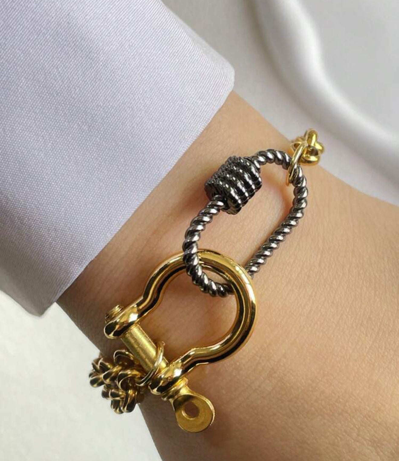 Brazalete herradura y ovalo