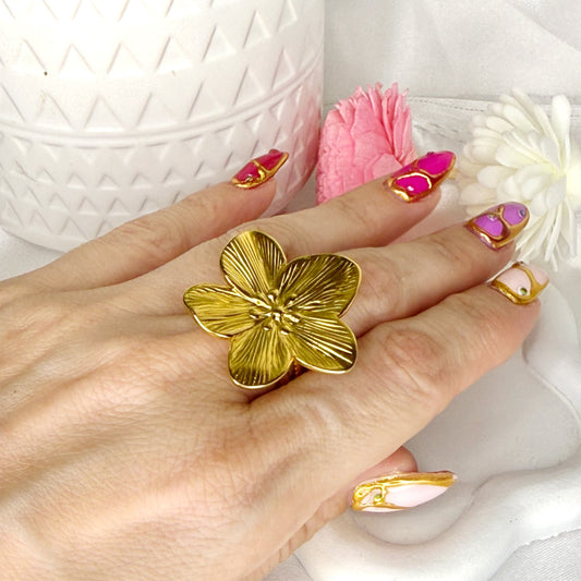 Bloom Pure Ring